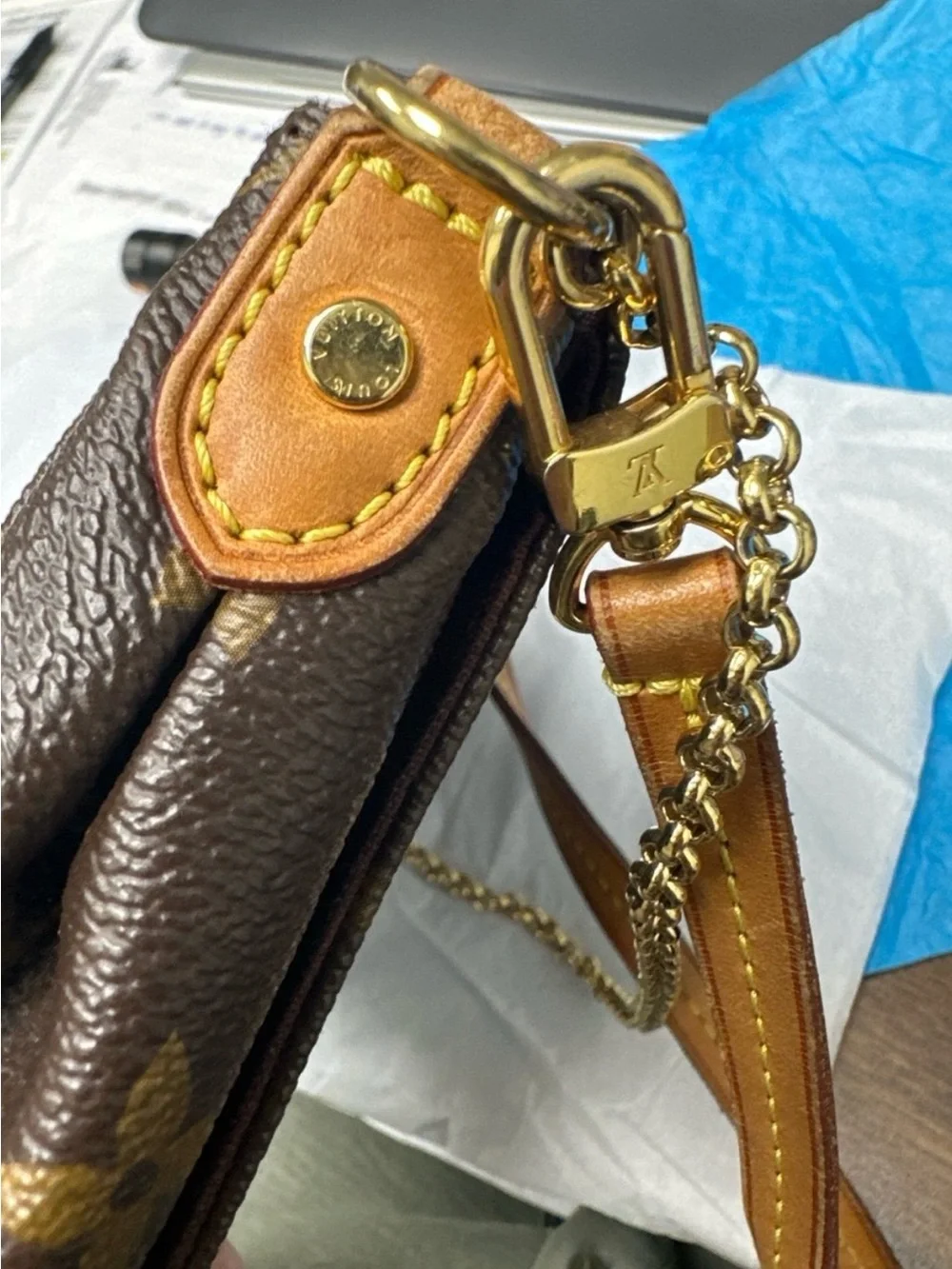 Louis Vuitton Favorite PM Monogram purse – Discontinued Style